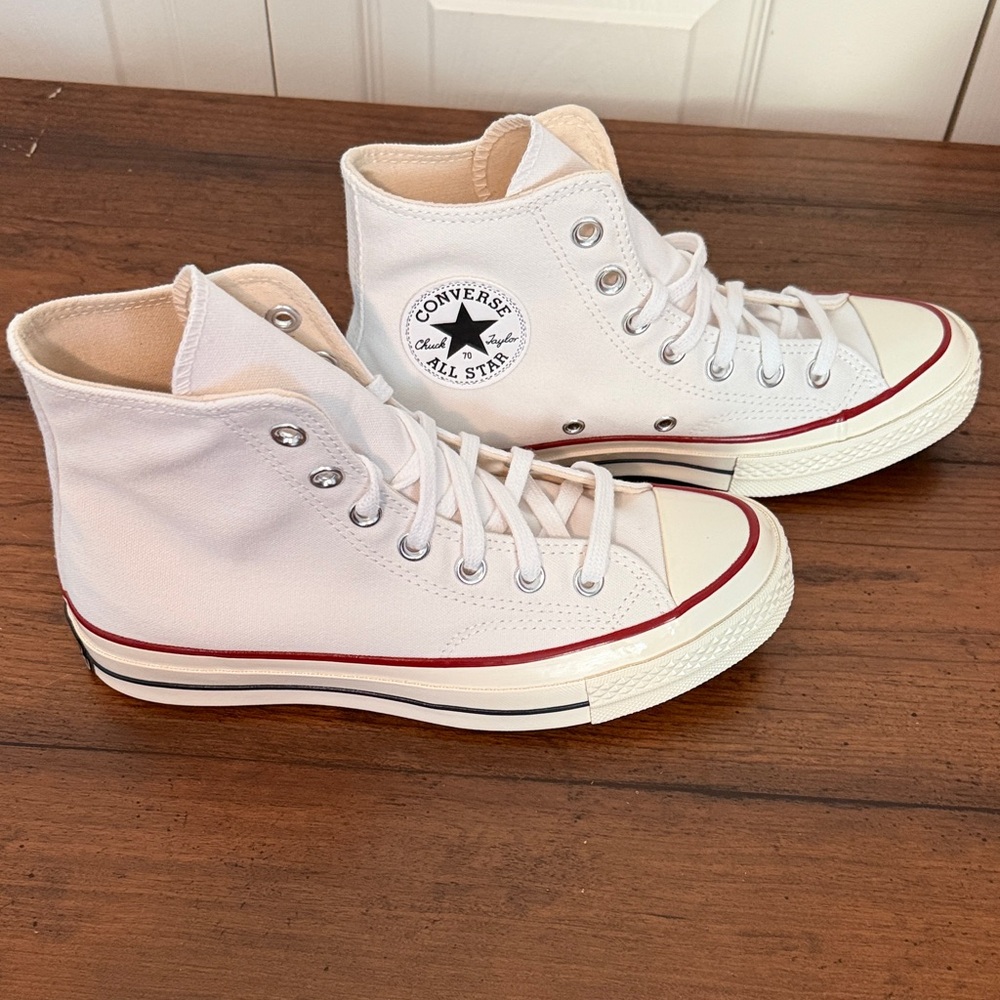 Converse Chuck Taylor All Star High Top White with Red Trim - Picture 3 of 6